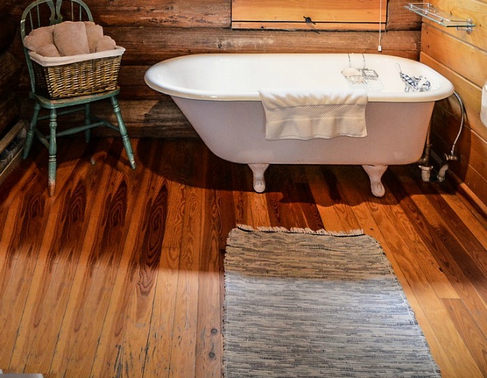 bathroom mat