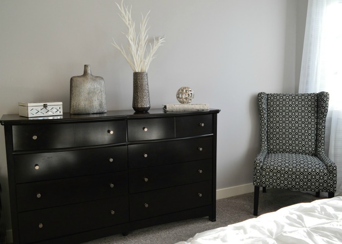 bedroom dresser