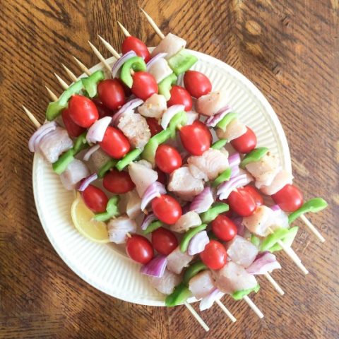 Summer is the best time for grilling! I have been making kebabs all summer, and these citrus pepper chicken kebabs are some of my favorites! www.JessExplainsItAll.com
